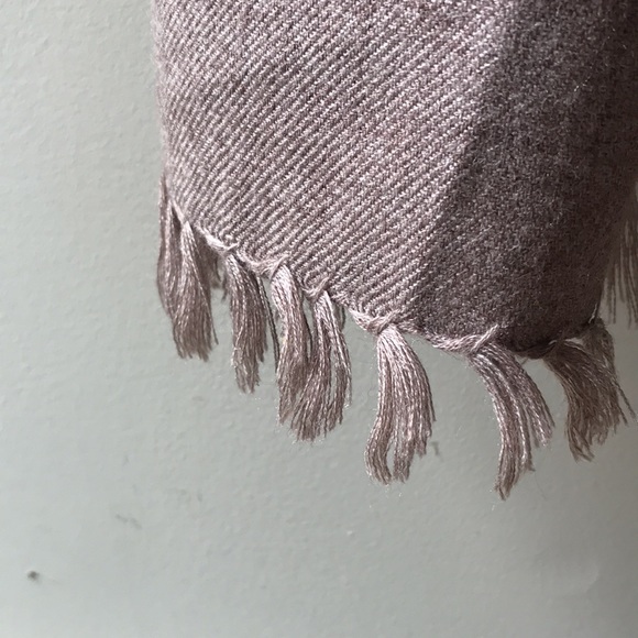 Wool shawl - Picture 4 of 6